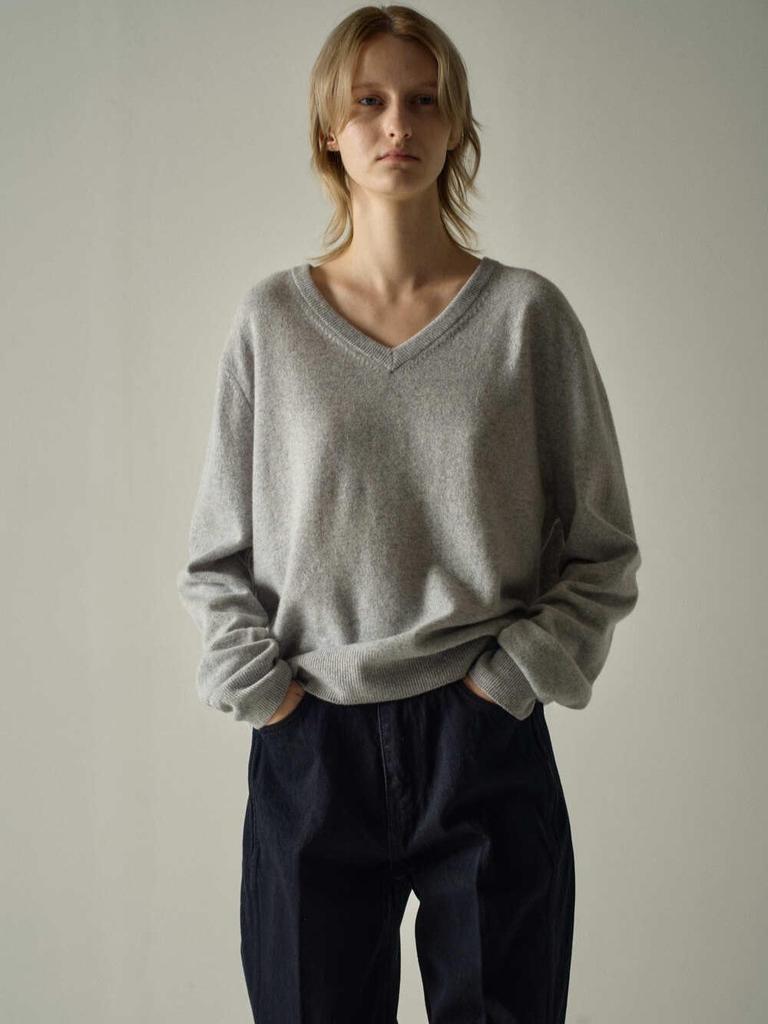 In-Stock: Women's V-Neck Wool Sweater - Fall/Winter Design, Simple Loose Fit, Slimming Knit Top