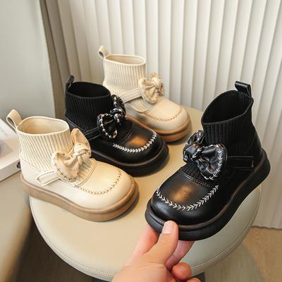 Scarpe in pelle da bambina Autunno Inverno Nuovo stile Scarpe alla moda versatili per bambini Stivali con calzino a fondo morbido Studente Casual Stivali con fiocco