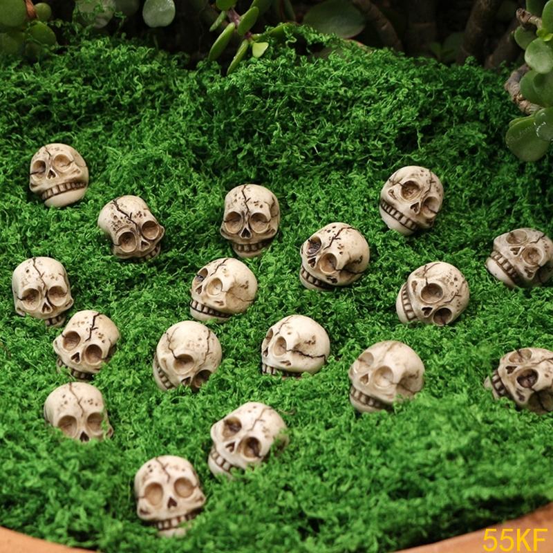 55KF Mini Skull Ornaments Pack of 20 Resin Miniature for Seasonal Displays