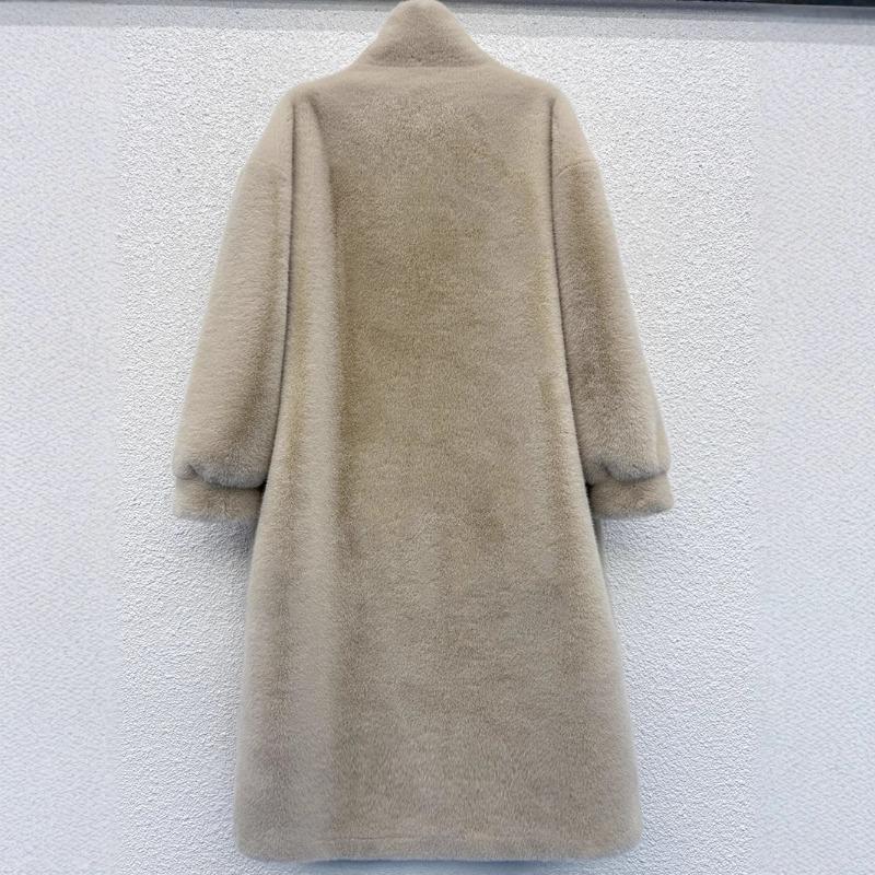 Haining Fur Fur Integrated Coat Women's Autumn and Winter New Fashion White with Extended Thickened Warm Top