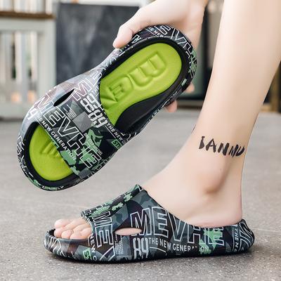 Fashion Outdoor Men Slippers Lightweight Men Beach Shoes Non-Slip Bathroom Slides Soft Indoor Home Sandals Fashion Flip Flop
