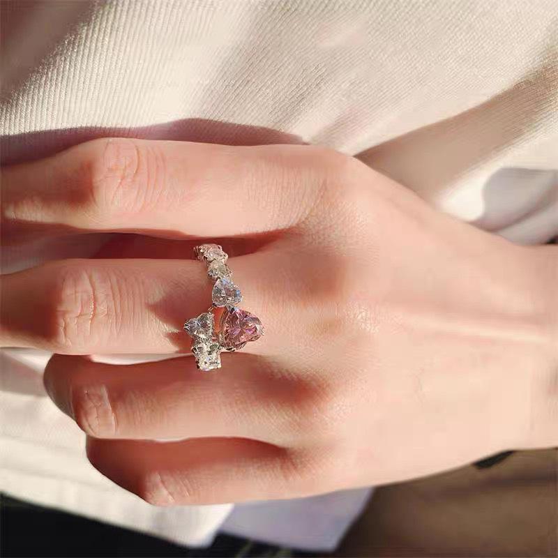 Korean Luxury Pink Heart Diamond Ring: Elegant High-Carbon Romantic Women's Jewelry