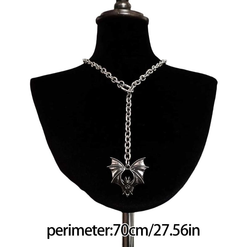Gothic Bat Pendant Neckchain Open O Ring Chain Necklace Dark Alloy Neck Jewellery Piece For Bold Mysterious Style