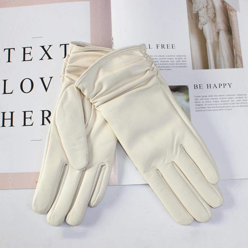 

Новые женские эластичные перчатки из овчины, зимние теплые флисовые внутри, для сенсорного экрана, дышащие шелковые, классические черные, тонкие перчатки для вождения 8.5