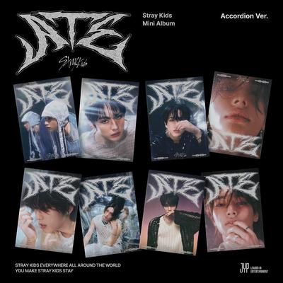 9º Mini Álbum ATE versão Acordeão CD + Presente Pré-Encomendado