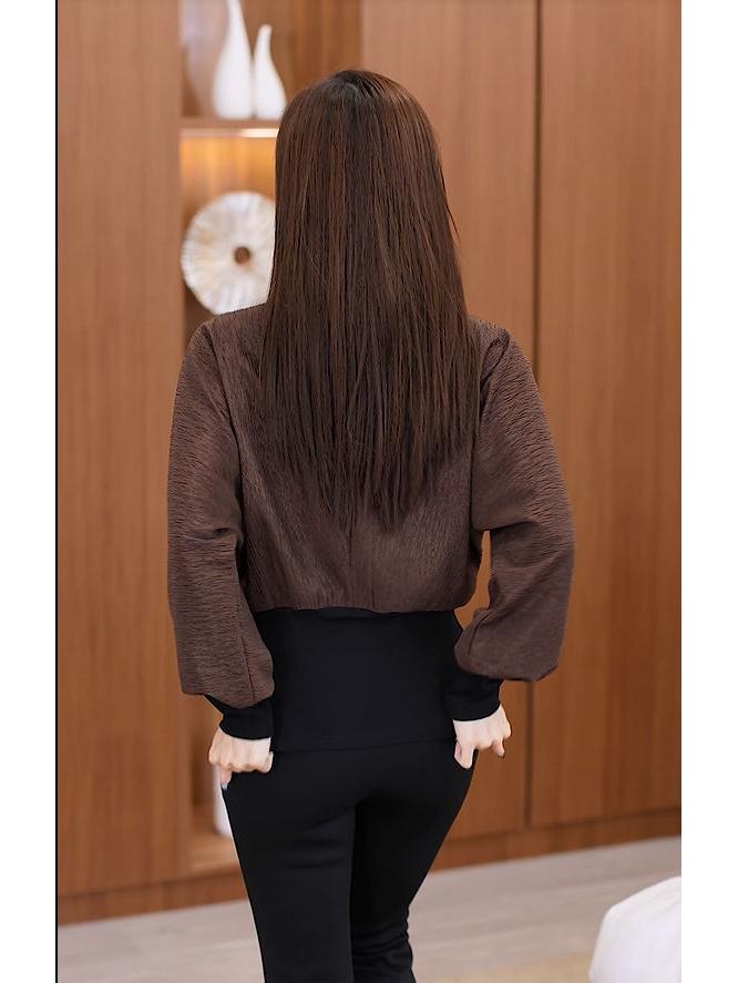 Chic Angora Red Semi-High Neck Women's Layered Stretch Shirt