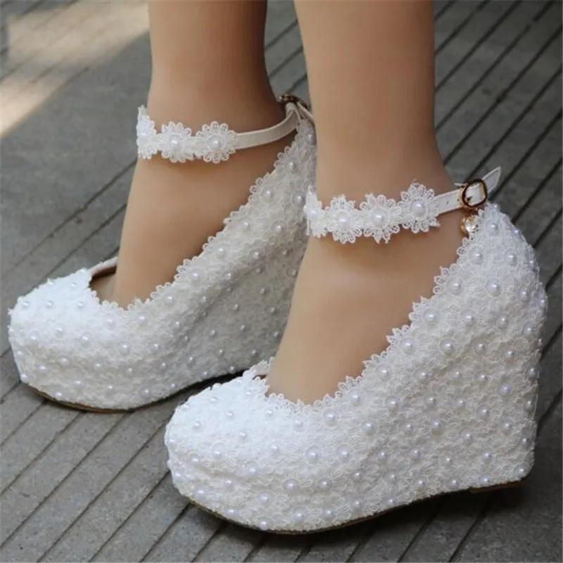 

2026 New White Wedges Wedding Pumps Sweet White Flower Lace Pearl Platform Pump Shoes Bride Dress High Heels 43