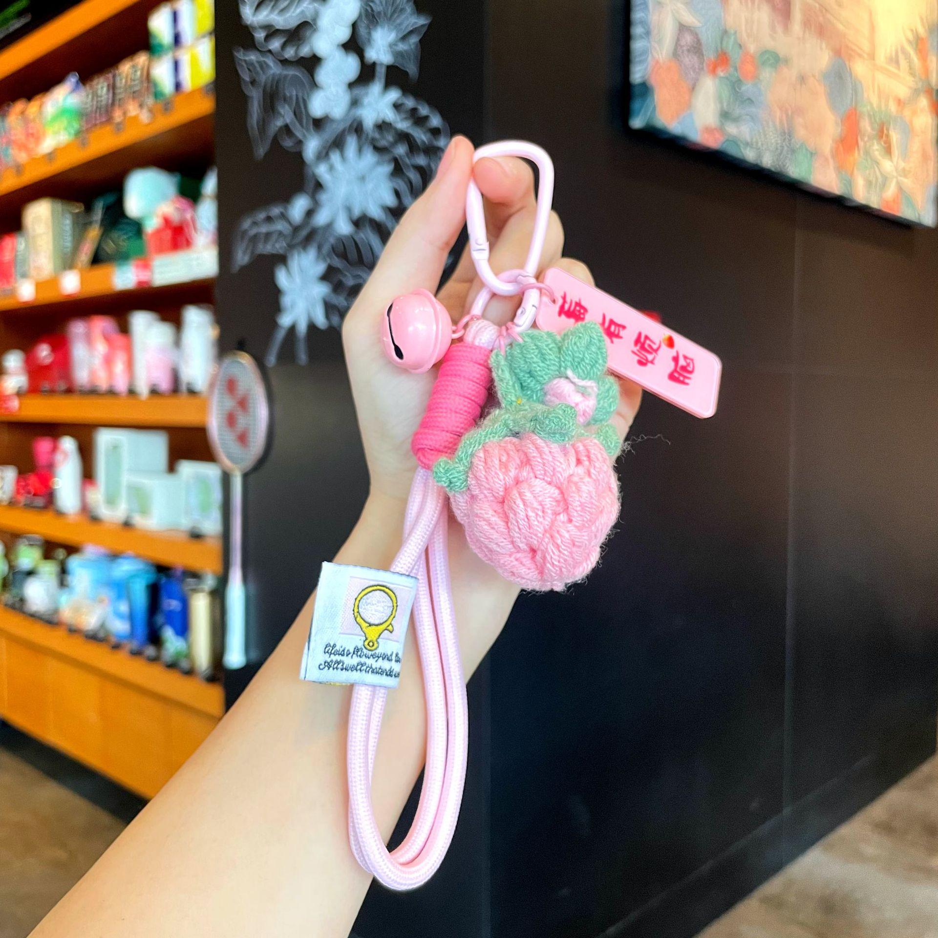 Подвеска и брелок из шерсти ручной работы: Хорошие вещи случаются