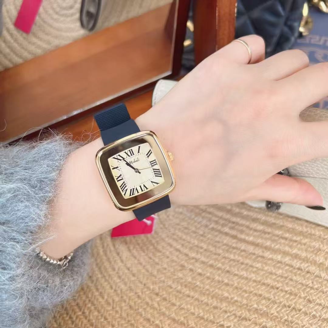 Square Light Luxury Belt Female Personality Female Feeling Domineering Trend Silicone Women S Watch