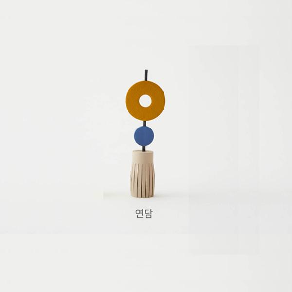Hangeul-Charm Leather Keyring – “Ieeng” Edition – MU:DS 2023 Selected Design
