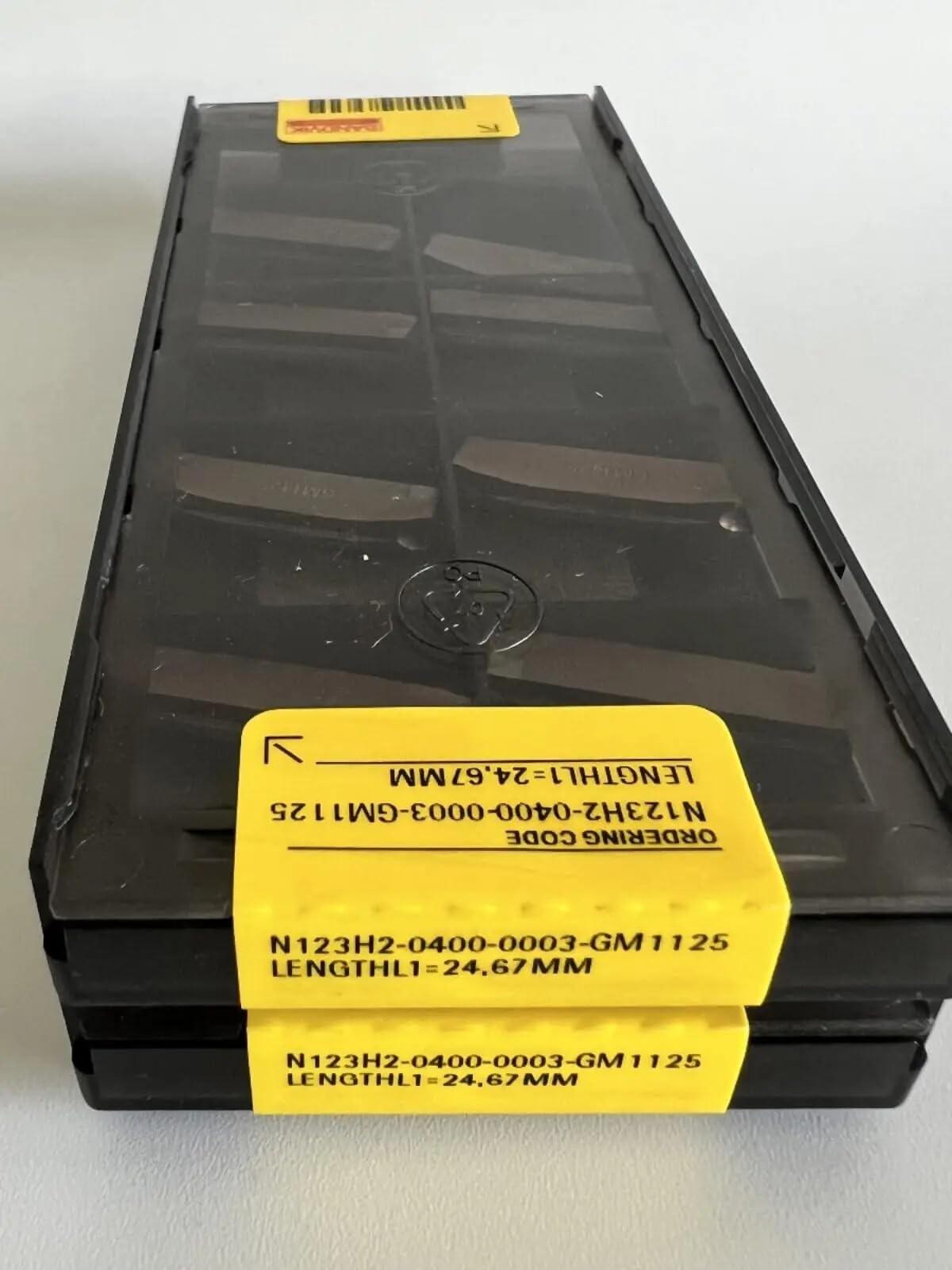 

Original Sandvik / N123H2-0400-0003-GM 1125 / CNC lathe carbide blade 10 PCS