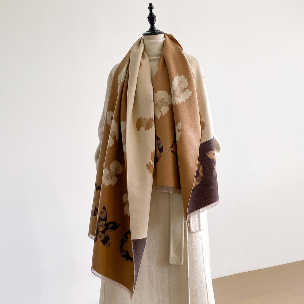 New Elegance Two-Sided Leopard Print Scarf Soft Warm Fringe Pashmina Shawl Autumn and Winter Outdoor Coldproof Windproof Blanket
