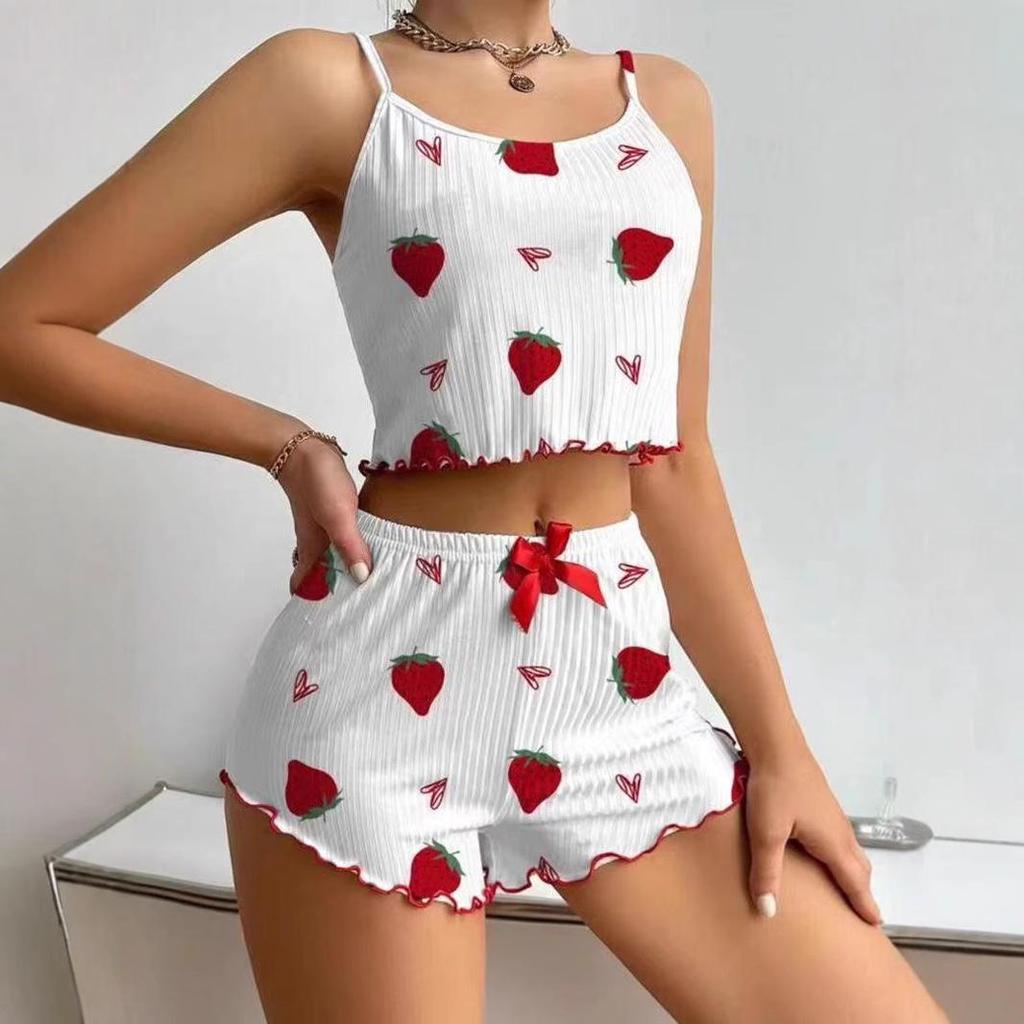 Women's Heart Print Camisole and Shorts Pajama Set