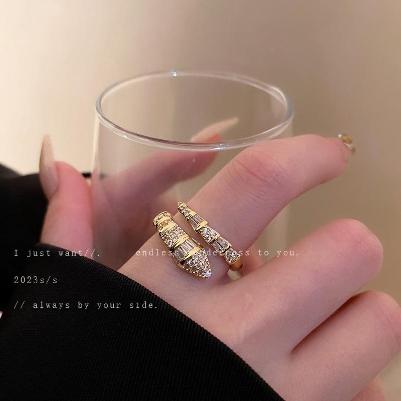 European and American Personality Fashion Exaggerated Zircon Serpentine Open Ring Simple Metal Style Index Finger Ring Temperament Jewelry