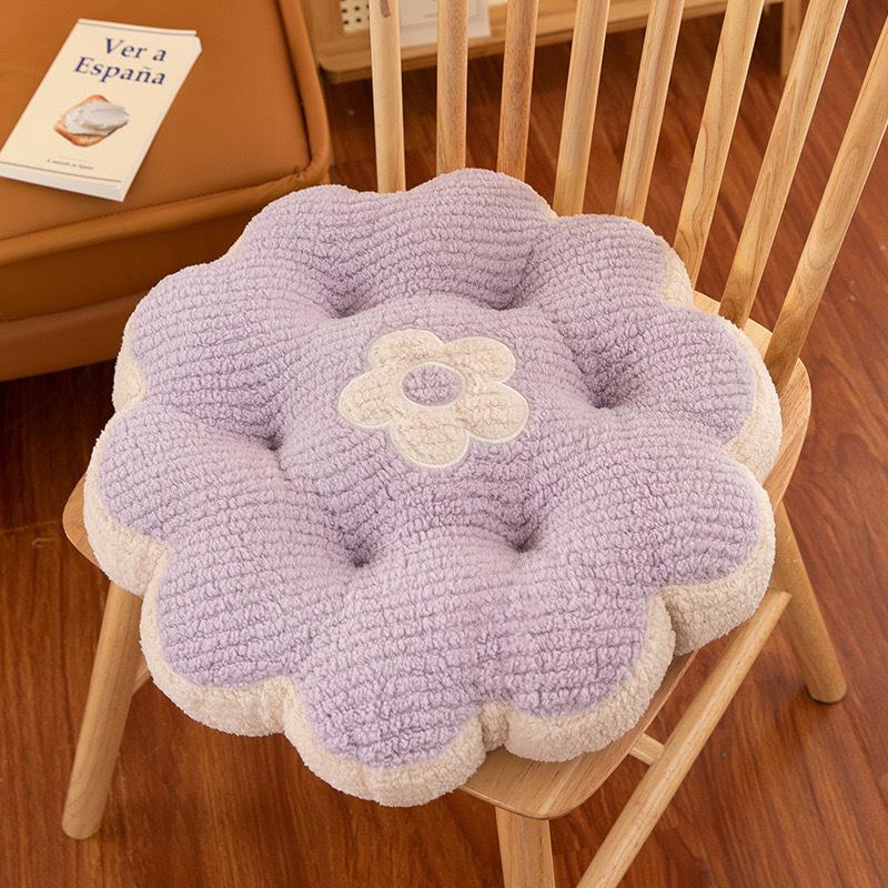 Four Seasons Thickened Cookie Flower Seat Cushion: Soft Plush Chair Pillow for Students & Office