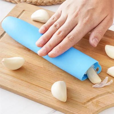 Curățător Practic de Usturoi din Silicon Tub Manual pentru Curățat Usturoi Material de Calitate Alimentară Gadgeturi de Gătit Accesorii de Uz Casnic