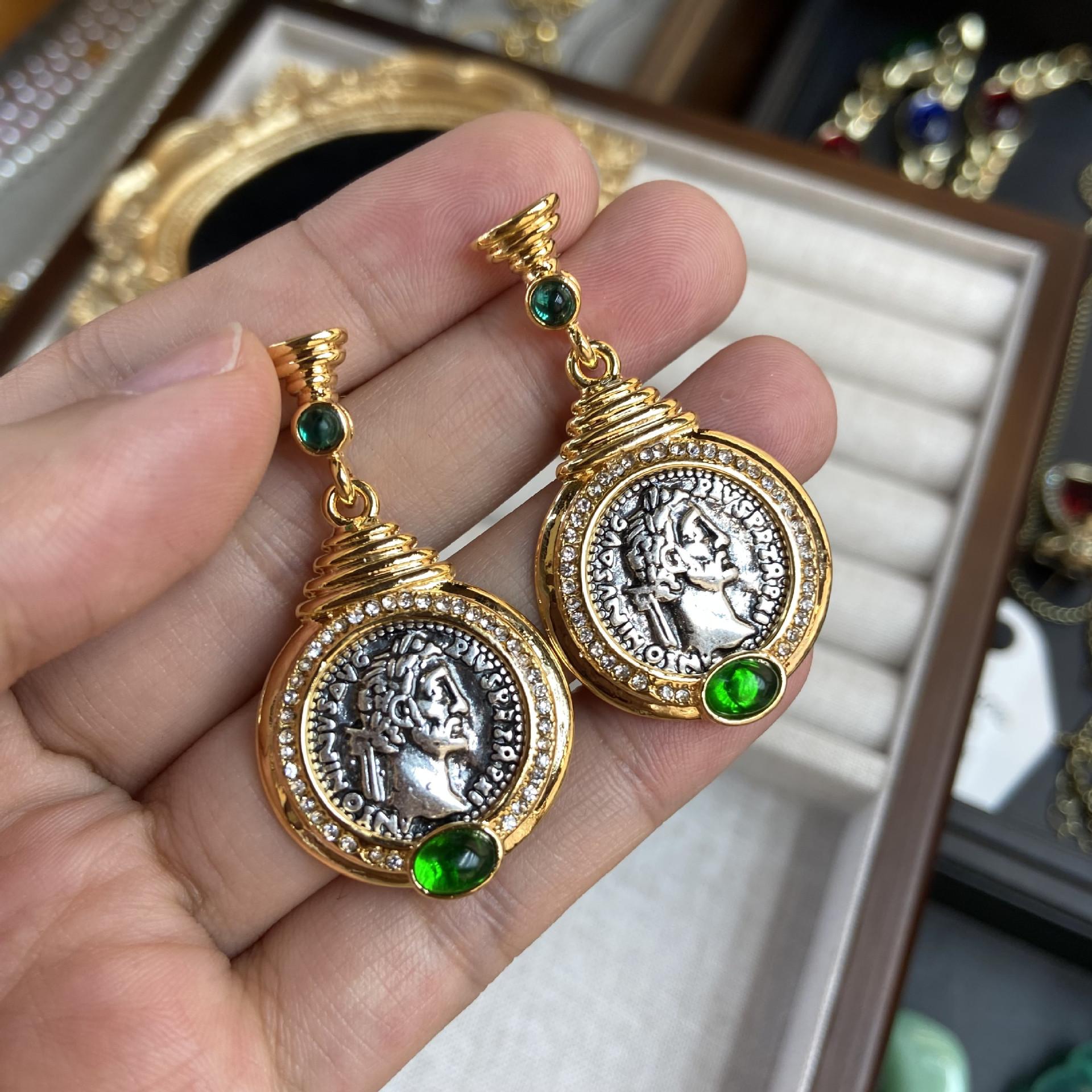 

Byzantine Ancient Coin Earrings, Earrings, Human Head, Ancient Coin Earrings, Medieval Vintage Earrings, Silver Needles, Old Metal