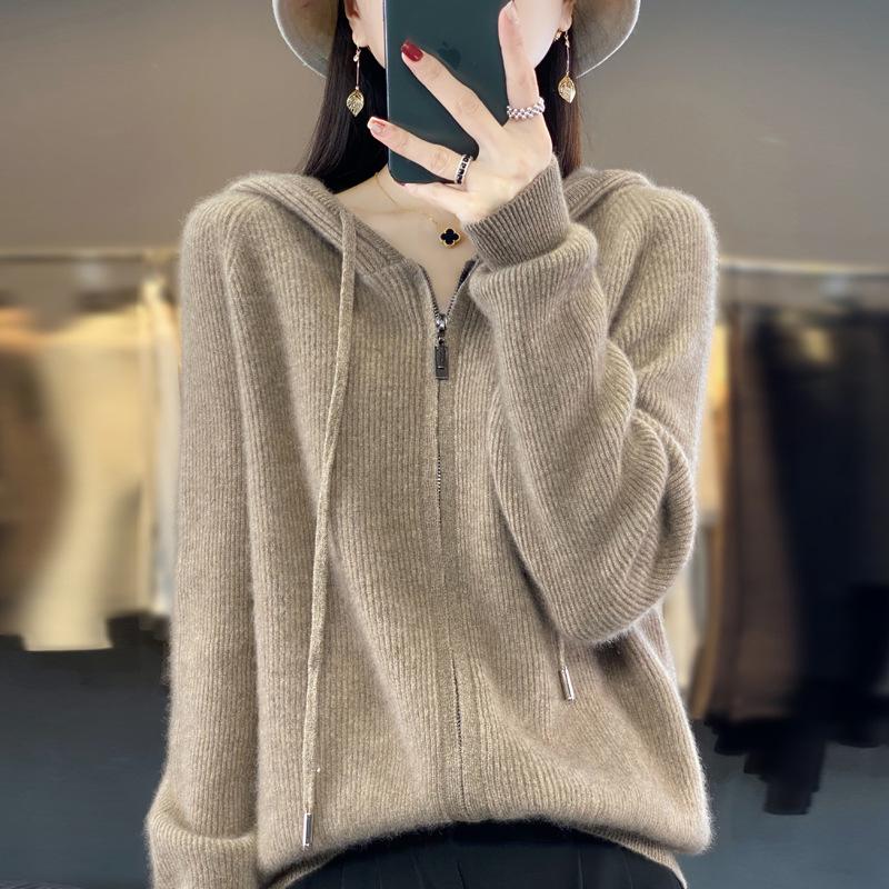 Women's Hooded Knit Wool Sweater – Age-Reducing, 100% Pure Wool Base Layer for Autumn/Winter