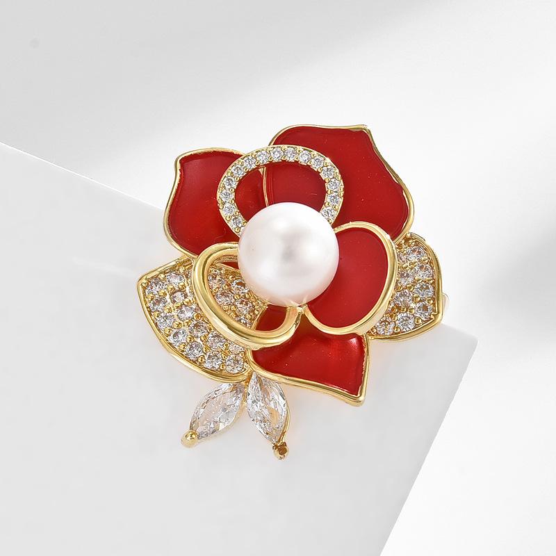 Korean Camellia Freshwater Pearl Brooch Pin High-End Places Wear New Silk Scarf Buckle Design Sense High-End Complex красный