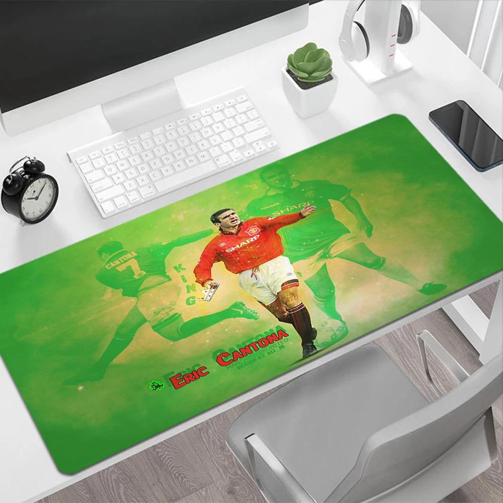 Goalkeeper Action Large Mouse Pad Gaming Laptop Mouse Pad Computer Desk Mat Non-Slip Rubber Bottom Office Desk Accessory