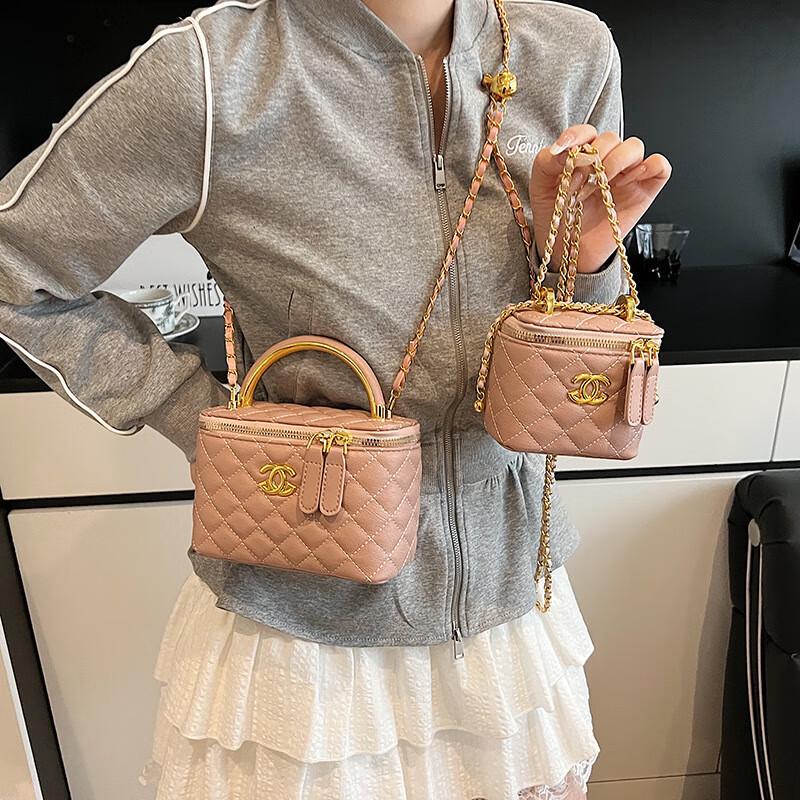 REWELL Women's Retro Small Square Crossbody Bag