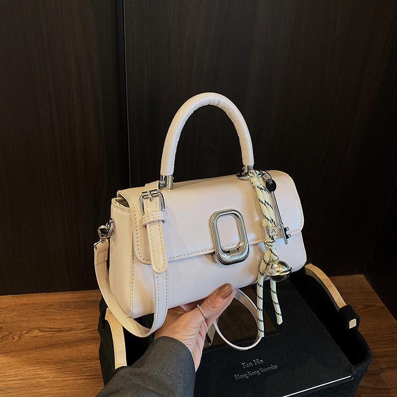 High-end Niche Design Bag Women's 2025 New Spring and Summer Versatile Fashion Shoulder Messenger Bag Portable Small Square Bag