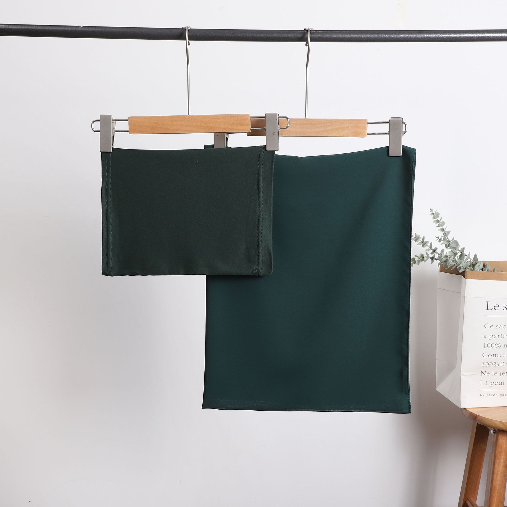 

Комплект из 2 предметов: шифоновый хиджаб, подходящий под шапку, шифоновый шарф с подходящим подшлемником, шали, шарфы, платок, повязки на голову для женщин