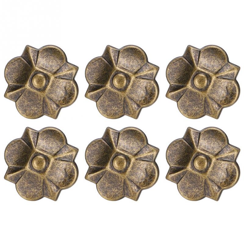 20 Stück Sofa-Blasennägel im Vintage-Stil, verdickt, 4-blättriges Kleeblattmuster, dekorative Verschlüsse, 20 x 22 mm