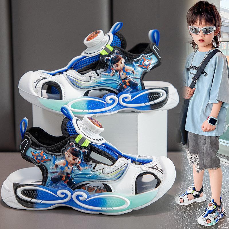 

Boys beach shoes summer new cartoon casual shoes non-slip soft-soled boys sports sandals Size 26/shoe inner length is about 16.3cm