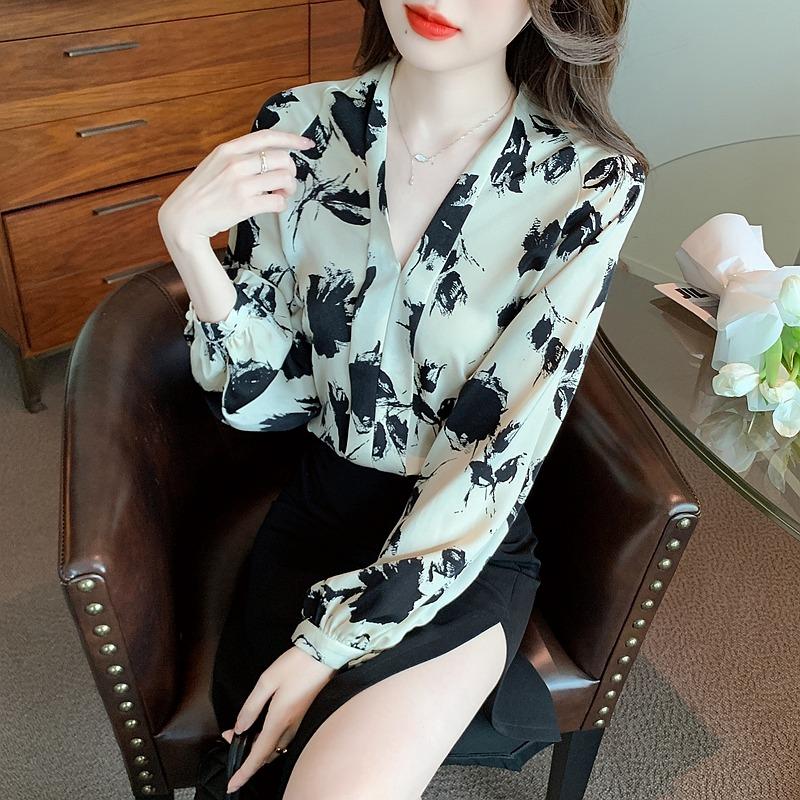 Mürekkep Baskılı Fener Kol Retro Bol Kadın Gömlekleri Üstler Moda Zarif V Yaka Slim Fit Günlük Bluz Kadın Basit İlkbahar Ofis Bayan Gömleği 26348