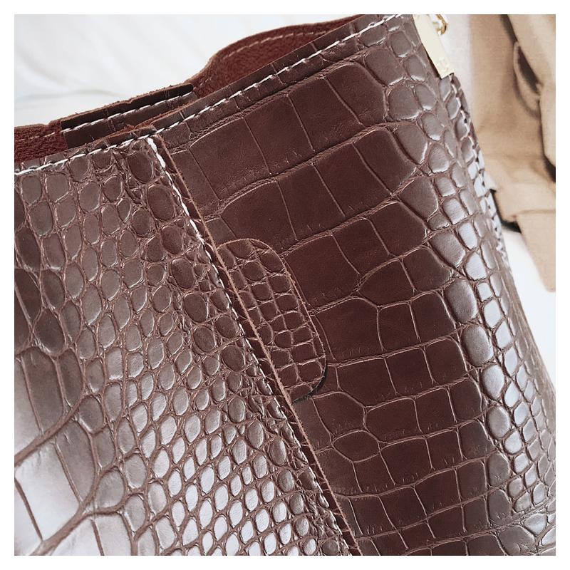 Ansloth Crocodile Crossbody Bag For Women Shoulder Bag Brand Designer Women Bags Luxury PU Leather Bag Bucket Bag Handbag HPS405