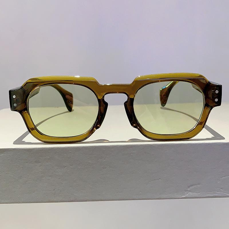 Polygon Classic Rivet Sunglasses Women For Men Vintage Sun Glasses Luxury Brand Designer Punk Popular Olive Green Eyeglass