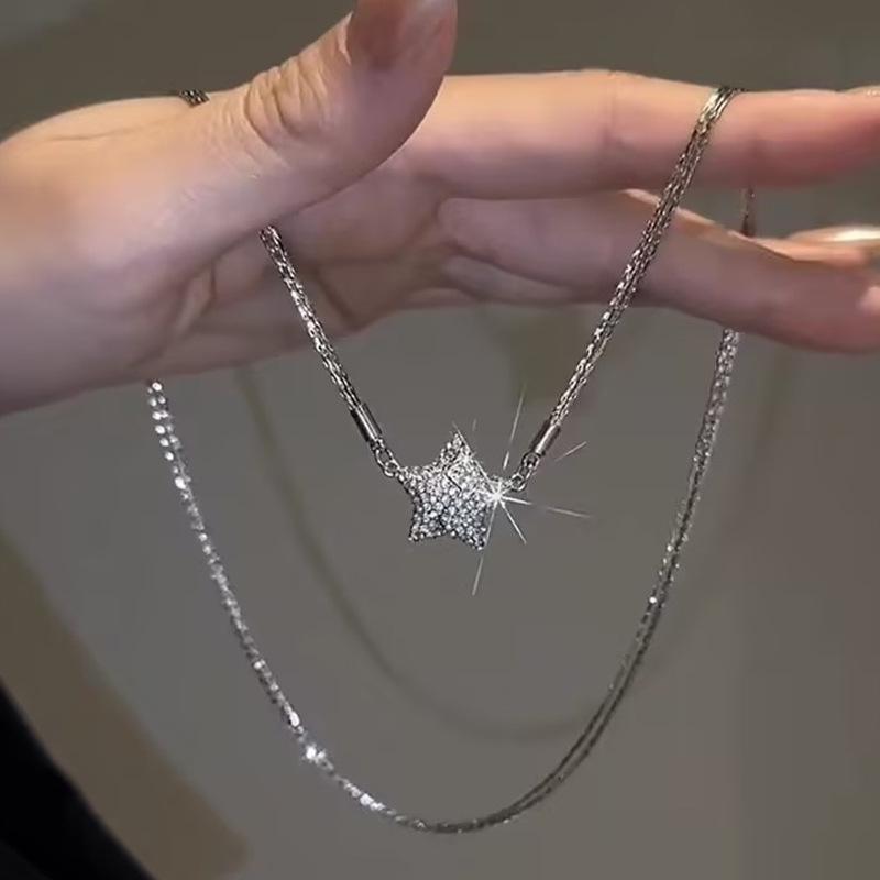 2023 Sparkling Diamond Star Snake Chain Necklace: French Light Luxury & Trendy Women's Fashion Accessory