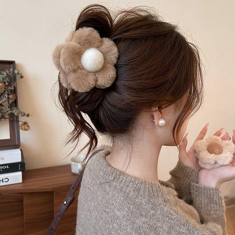 Autumn and winter retro double-sided plush flower grab clip hairpin back head shark clip French sweet hair accessories woman