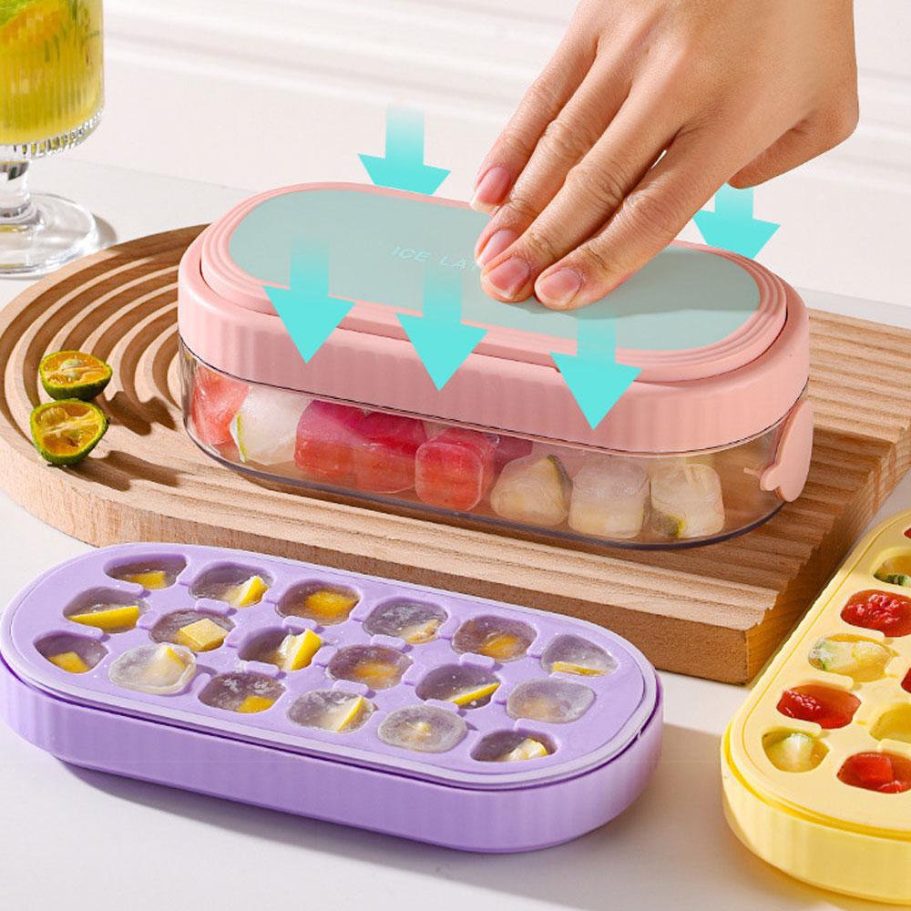 Cool Summer Ice Bottle Cup, 2-in-1 Ice Maker with Straw, No Spill Water Bottle for Ice Cubes, Portable Travel Beverage Container