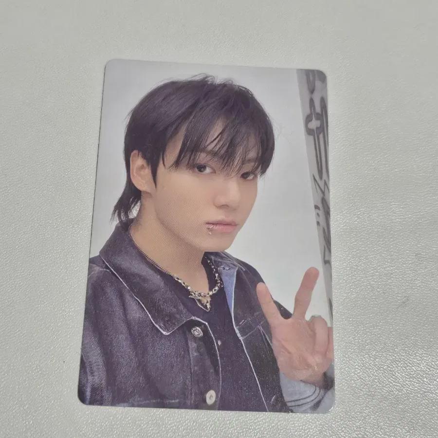 

Bts Jungkook Golden Golden Photocard