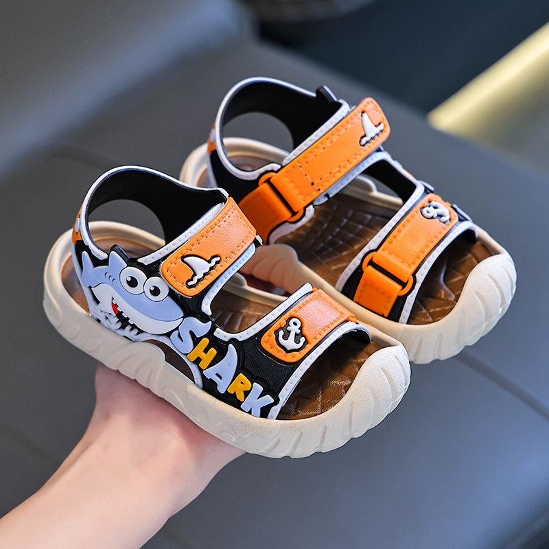 

New trendy summer sandals for boys, stylish soft-soled shoes for older children, stylish children s and toddler boys beach shoes 28Inner Length17.5cm помаранчевий