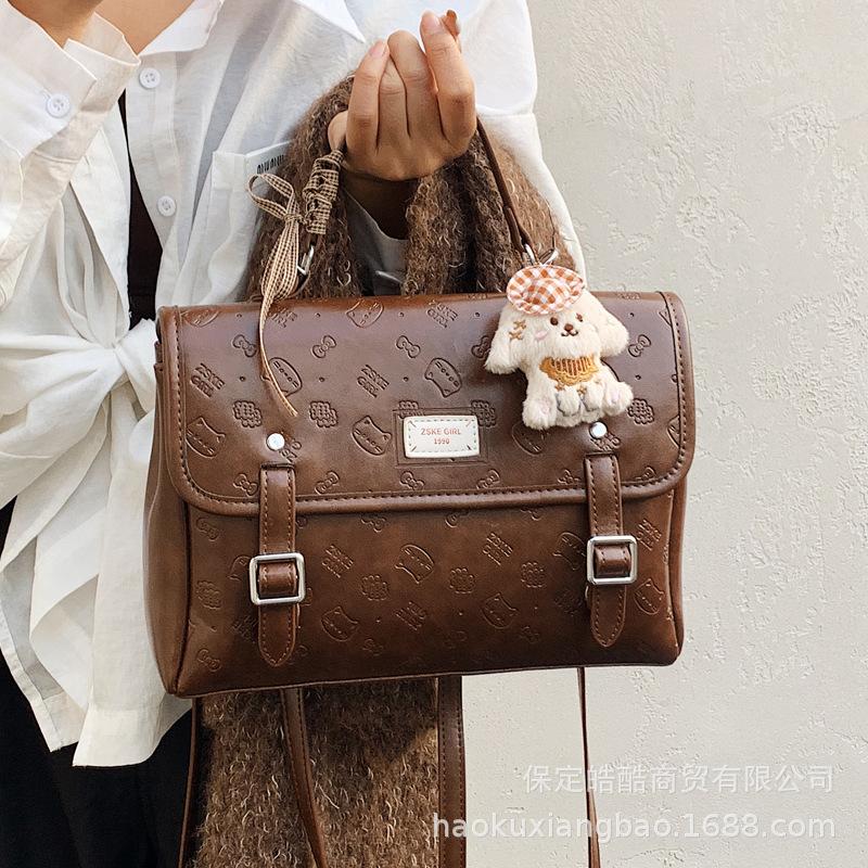 Casual Retro Commuter Women's Backpack 2025 Autumn and Winter New Exquisite Small Schoolbag Backpack After Going Out