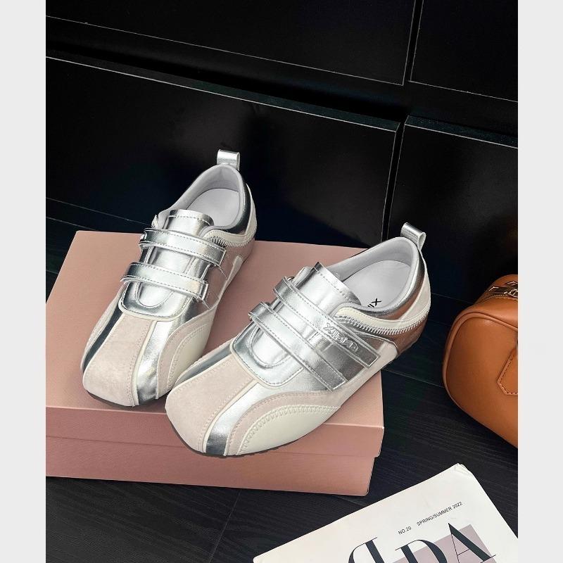 

Ballet style retro contrasting color splicing Velcro women s new fashion versatile casual 35 серебряный