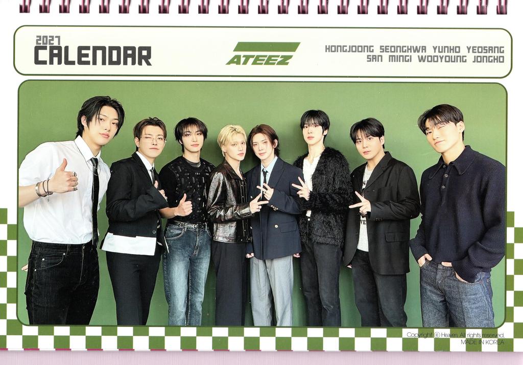 מרצ'נדייז של ATEEZ סט מדבקות לוח שולחני 2026-2027 (שנתיים) + קיי-פופ