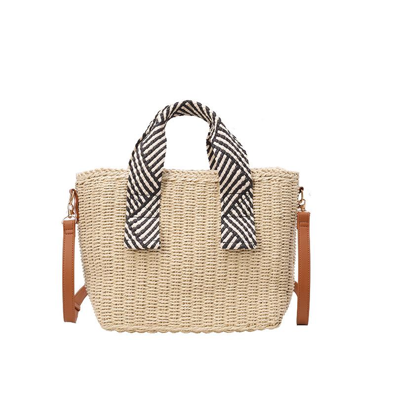 Holiday style casual beach straw bag women's summer new large-capacity seaside woven shoulder portable tote bag