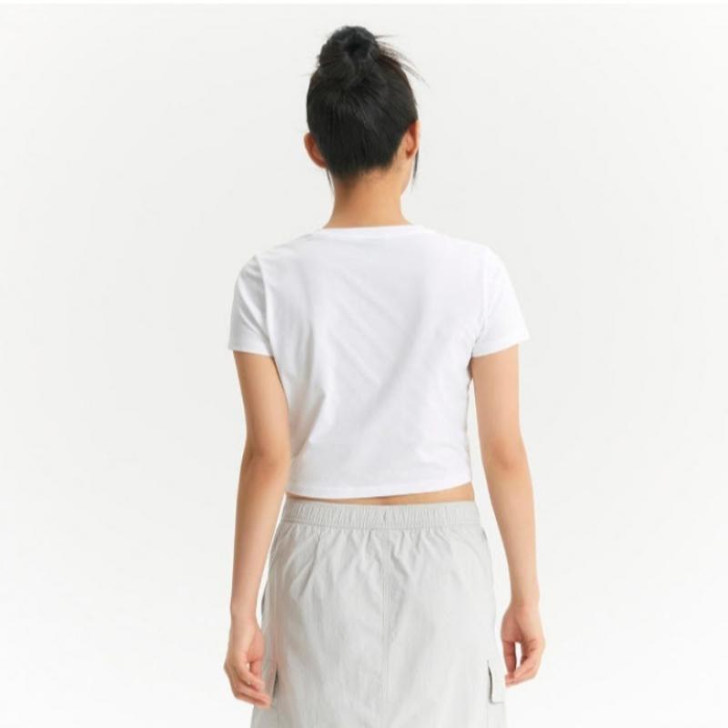 New Balance Tee Rqk Nbnee2w442 10 Women S Frozen Shirring Short Sleeve Tee  Slim Fi