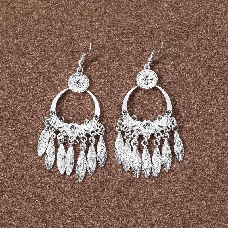 Etnické náušnice s třásněmi z imitace stříbra Miao ve tvaru listů