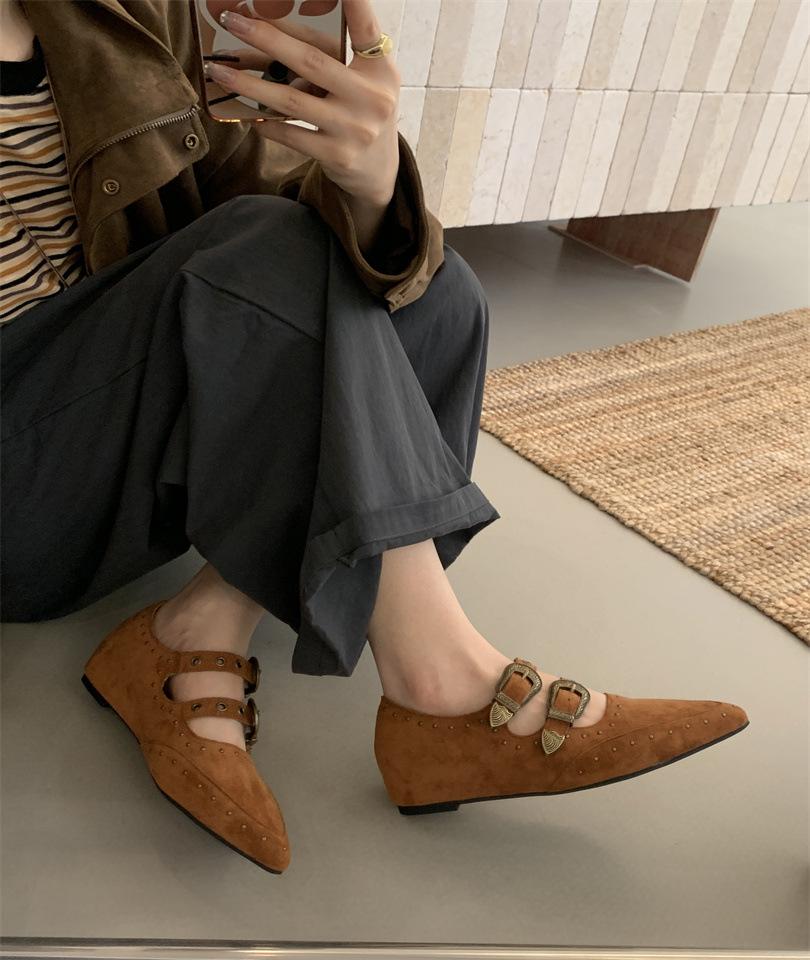 Inner fashion rivet pointed belt buckle Mary Jane shoes women's 2025 new retro versatile single shoes