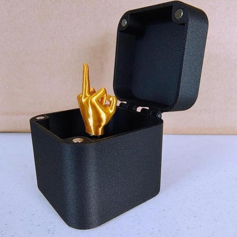 Perfect Spoof Hand Prank Pop Up Gift with Box for Adults, Annoying Gift Box, Fun Prank Gift for Office Desk Decor Home Decor