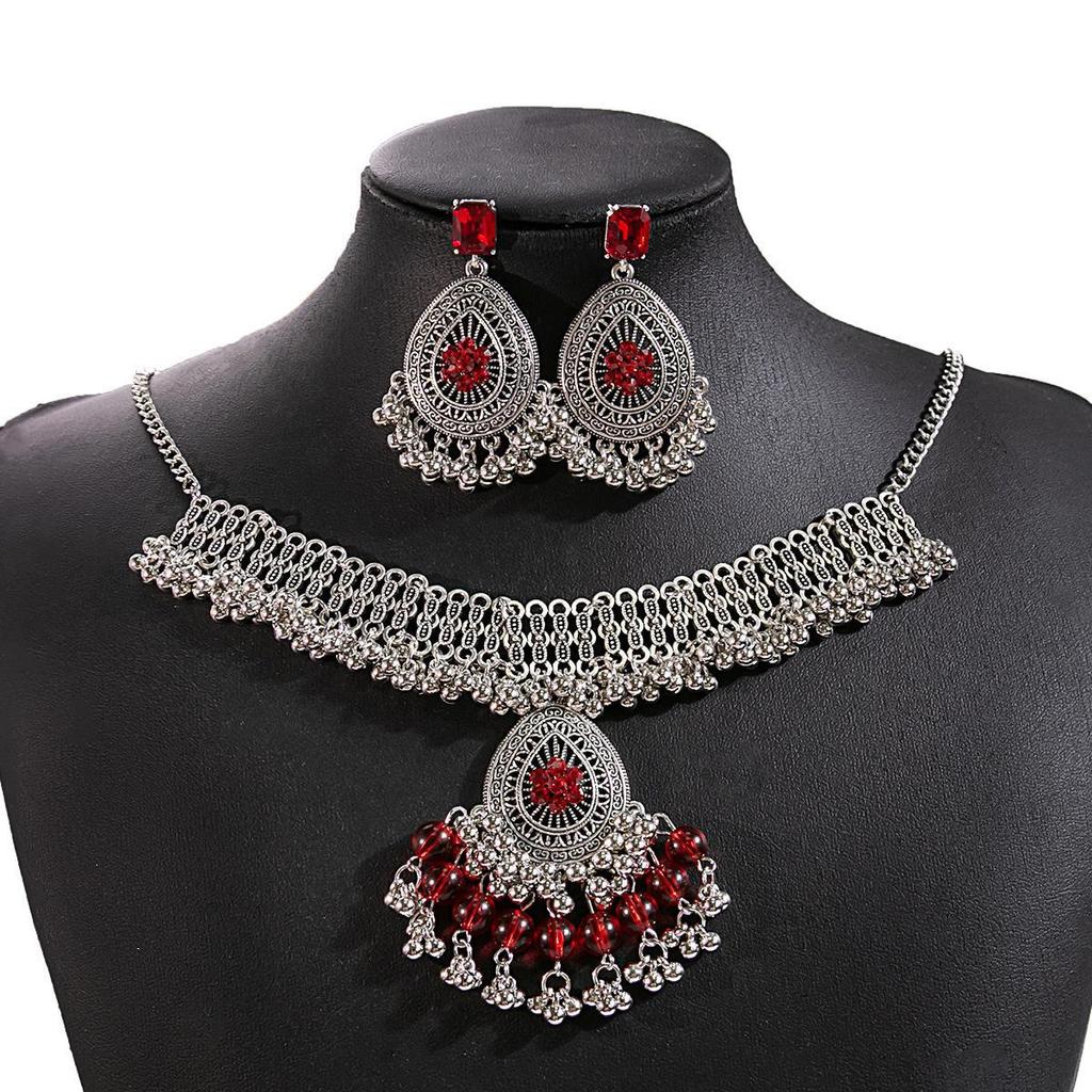 European and American luxury flower jewelry set, retro fringed round gemstone necklace geometric water drop square earrings for women