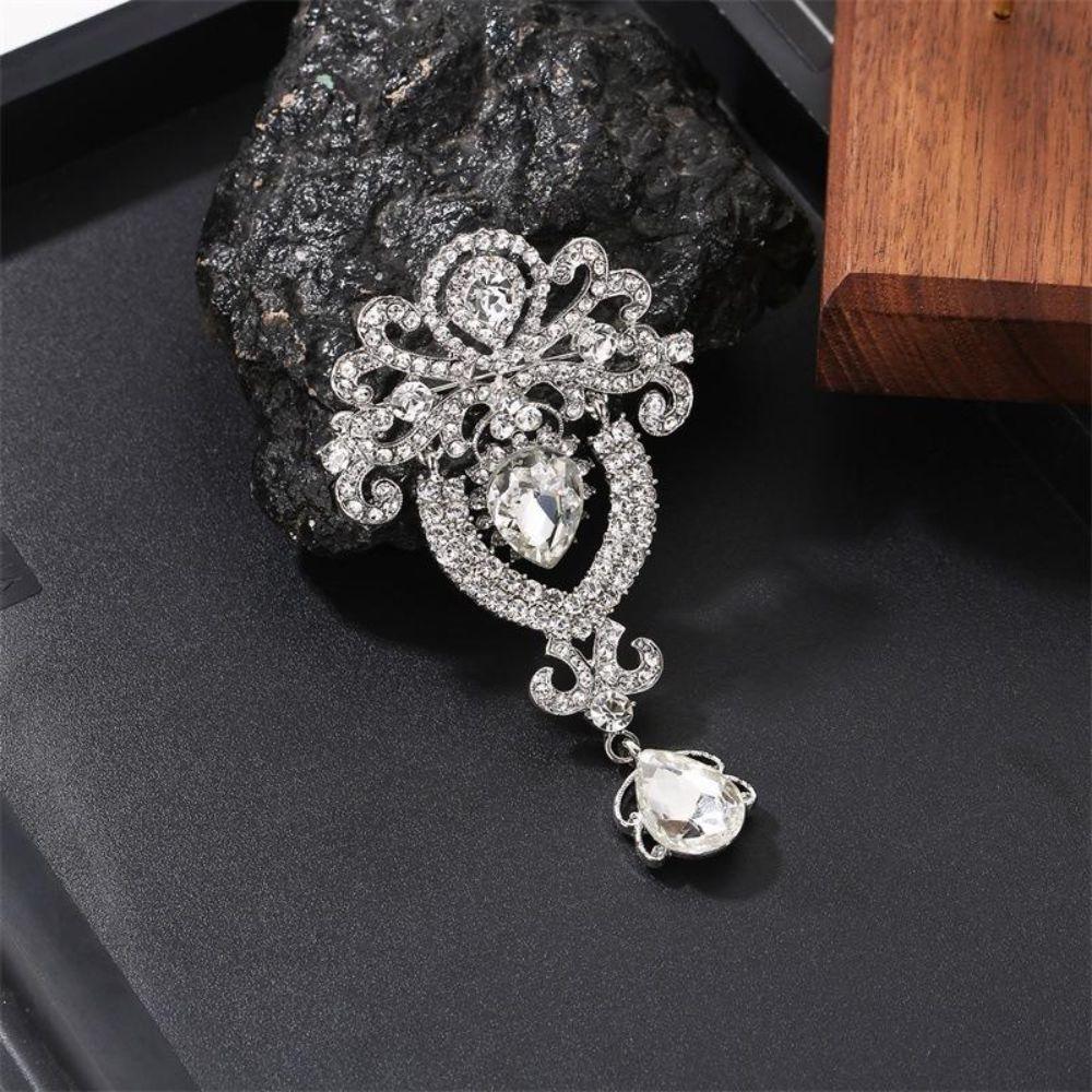 Diamond Inlaid Crystal Brooch Teardrop Shape Brooch Pins  Dress Suit Accessories