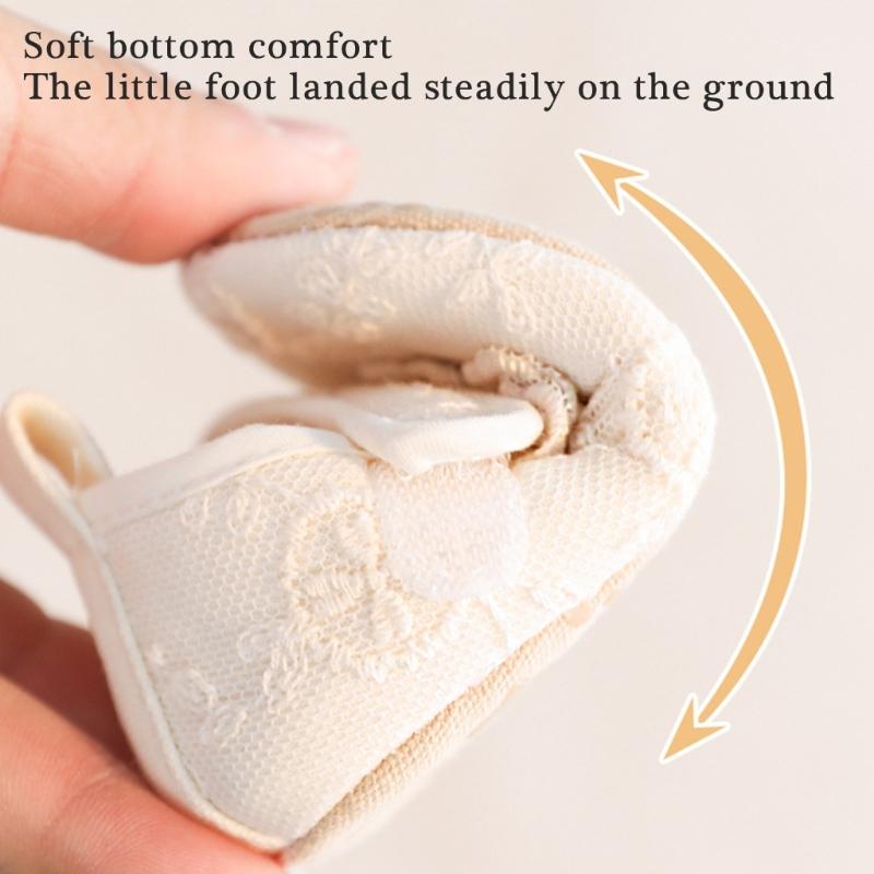 Flexible Scientific Walking Aid Soft Cotton Mesh Lined Slip Resistant Baby Floor Shoes with Easy Hook Loop Closure