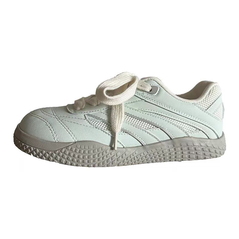 2025 new niche design thick baseplate shoes women's spring campus breathable little white shoes versatile chic moral training shoes