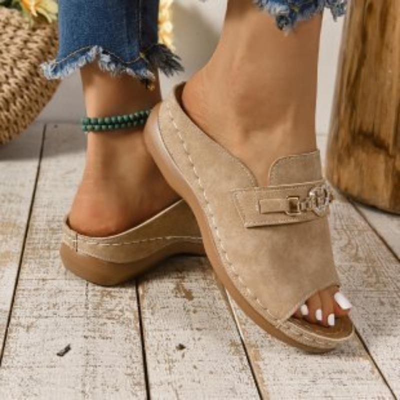 Large size fish mouth with metal accessories rocking shoes summer new beach open-toed cool slippers women